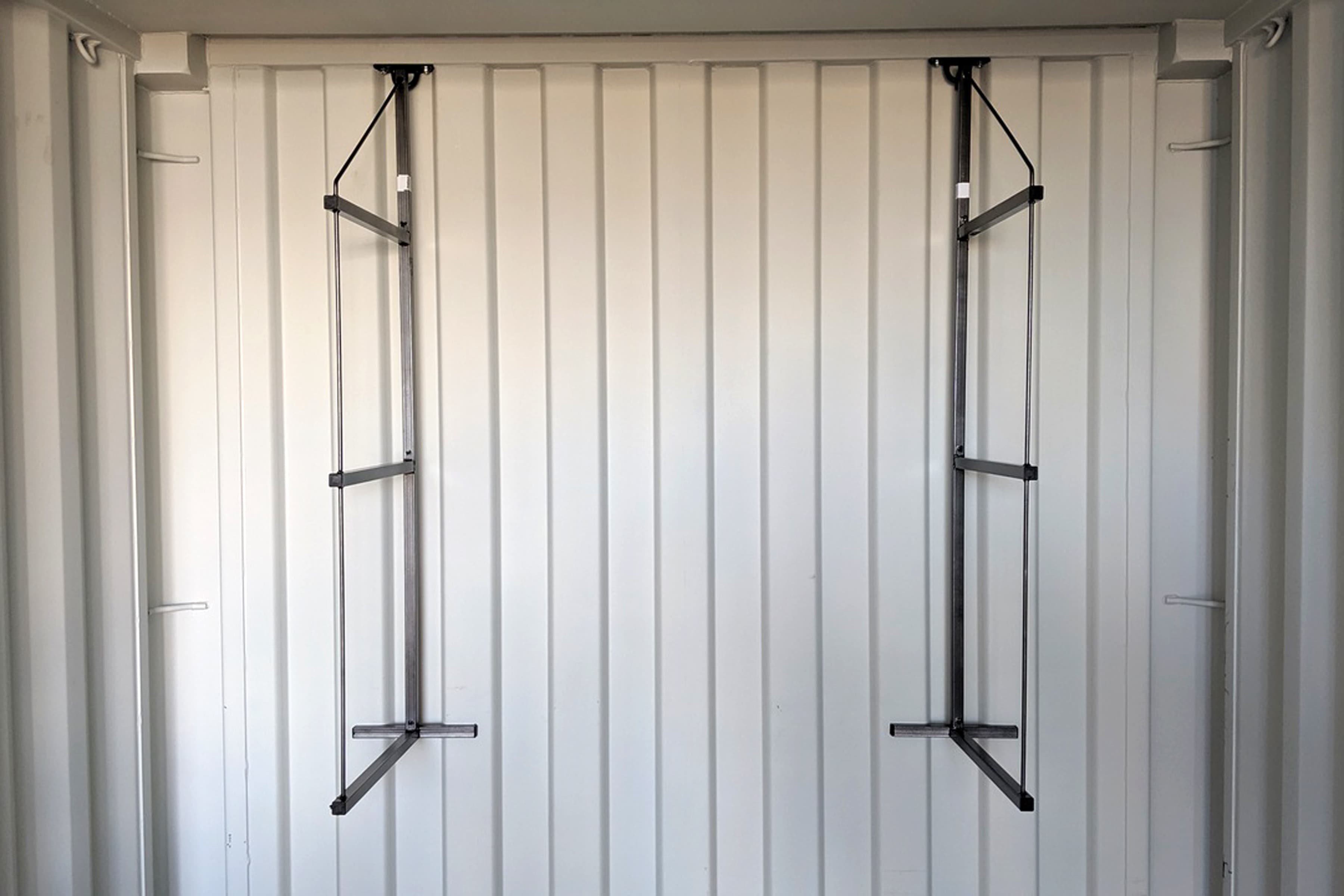 K4d.3213%20INSTA%20Bolt-On%20D-Rings.jpg